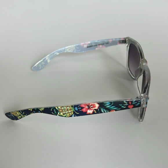 Fun Colorful Sunglasses Green Blue Pink Pineapple - Picture 3 of 4